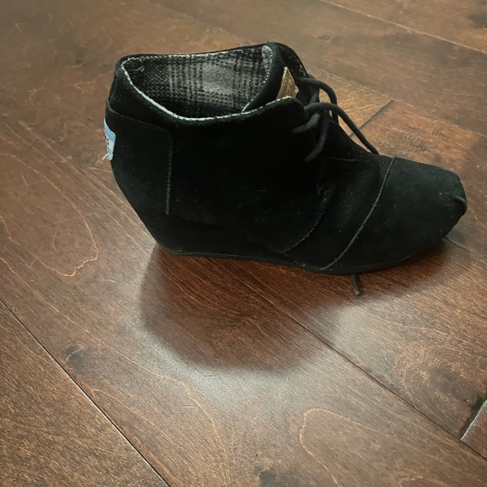TOMS Wedges